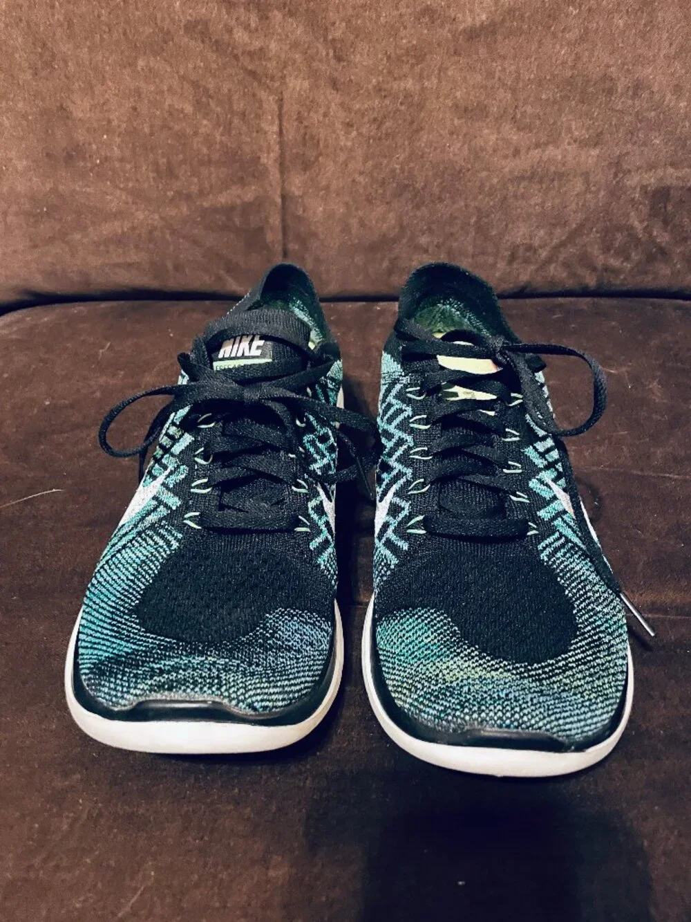 Nike Flyknit Free 4.0 Women's 10.5 US Black Sail Voltage 717076-013 42.5 EUR